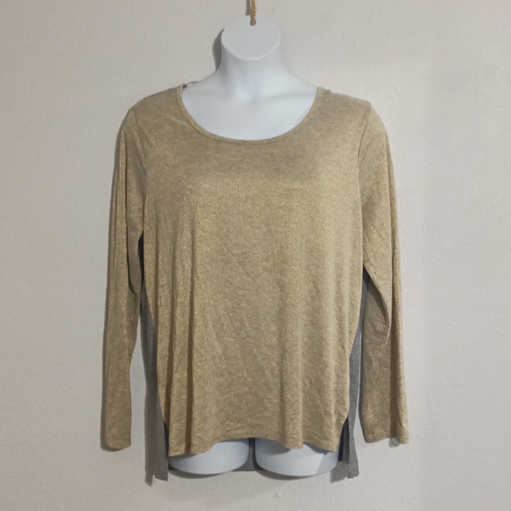 🎉$5 bundle item🎉Faded Glory gold sparkle/gray back long sleeve top